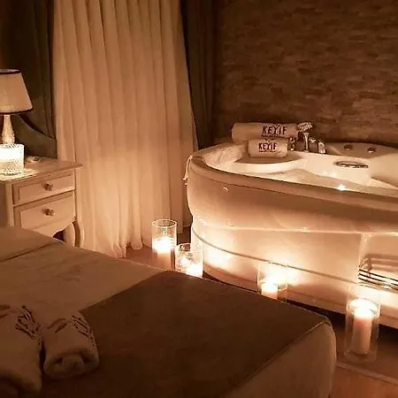 Keyif Boutique & Restaurant Bed and breakfast 2*