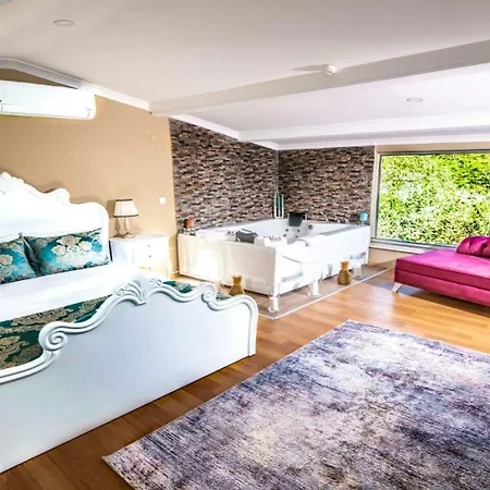 Keyif Boutique & Restaurant Bed & Breakfast